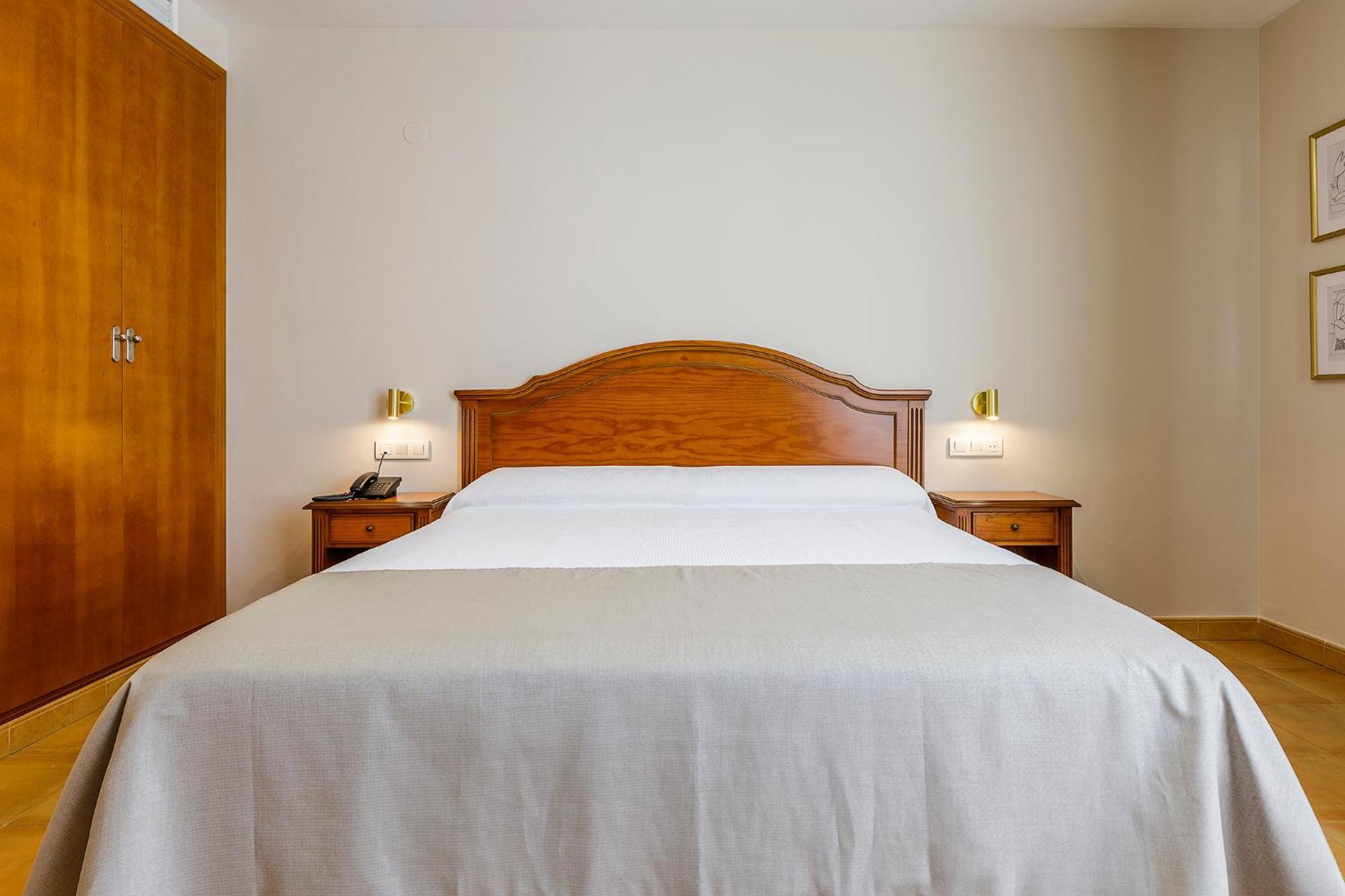 Hotel Almijara - Mares Ла-Эррадура Экстерьер фото